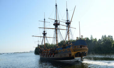 Место швартовки воронежского корабля-музея попало в топ самых живописных в России
